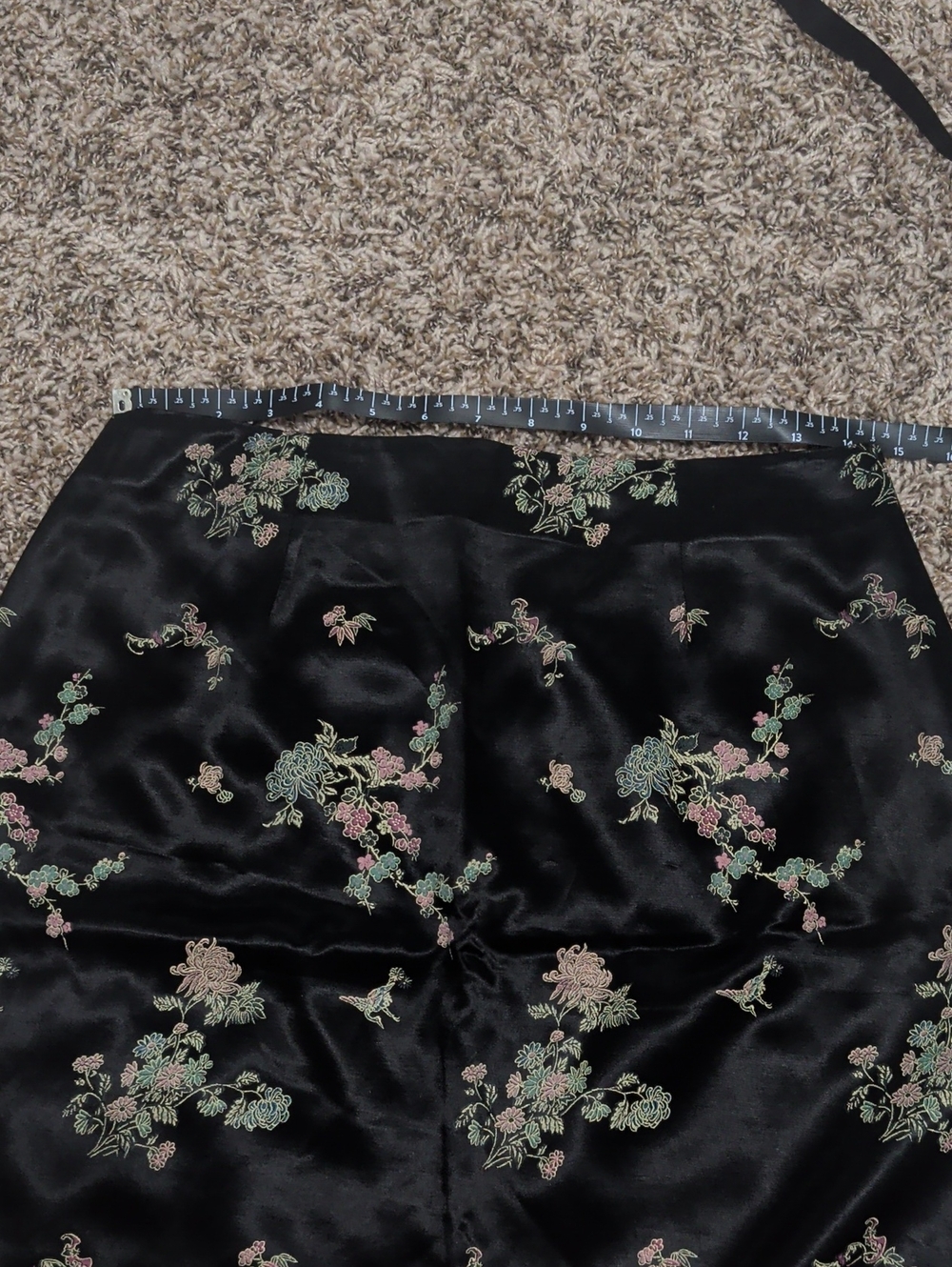 Timing Finesse vintage black floral two piece sleeveless top and mini skirt set - Picture 12 of 16